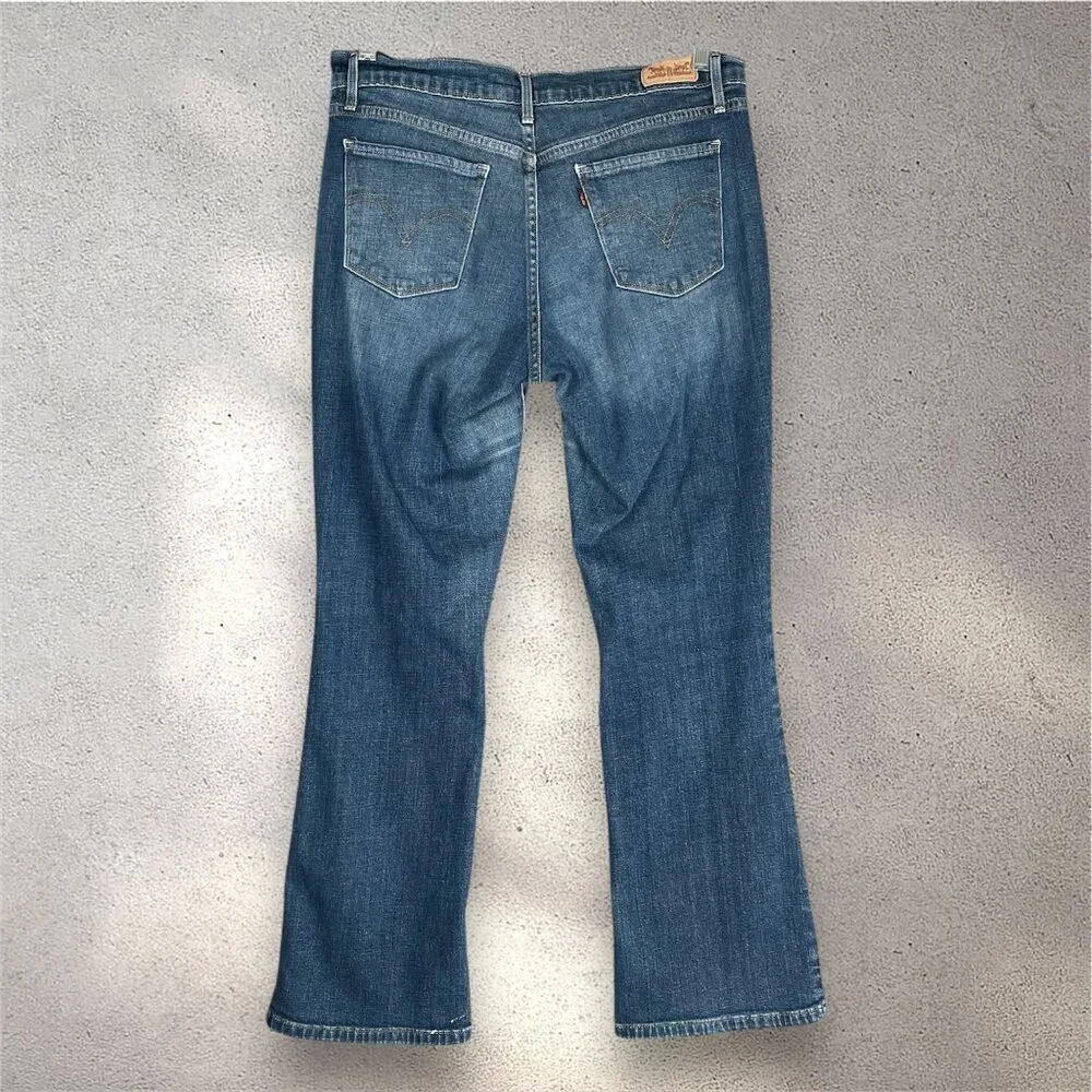 Levi's 515 Bootcut Jeans Women's 8 W30 L27 Blue Denim Flared Coastal Cowgirl Y2K - Picture 2 of 9